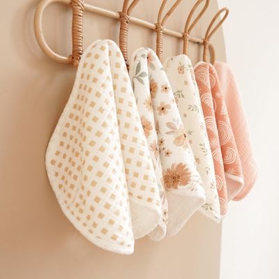 Large 100% Cotton Muslin Burp Cloths Comfortable For Newborns