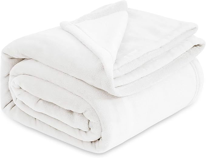 Soft Lightweight Comfortable Fleece Blanket - Luxury Microfiber for Year-round Coziness